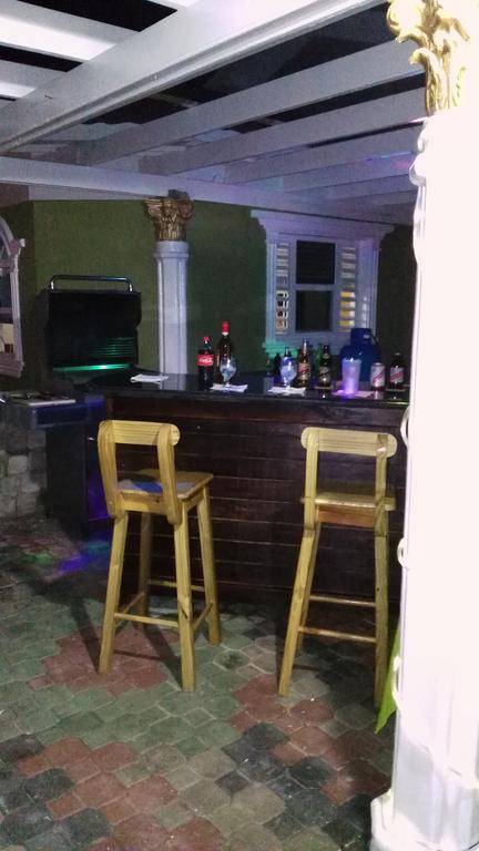 Relax Villa Ocho Rios Bagian luar foto